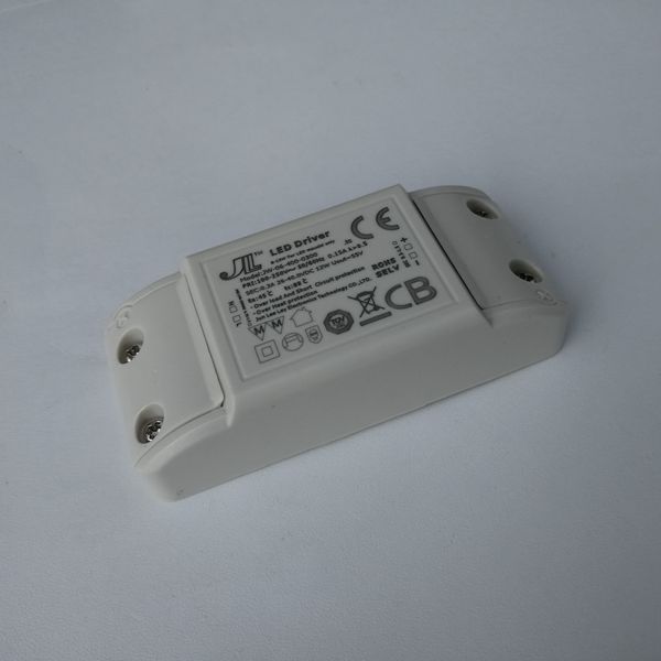 8-12W 300mA 車載型